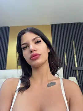 RaniaSnow online show from April 23, 2:19 am