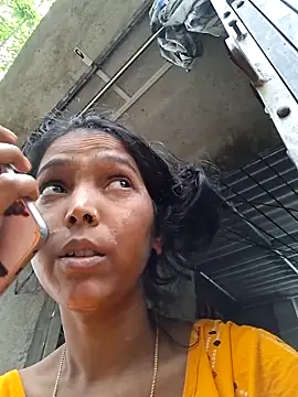 ranidas99 online show from March 12, 3:09 am