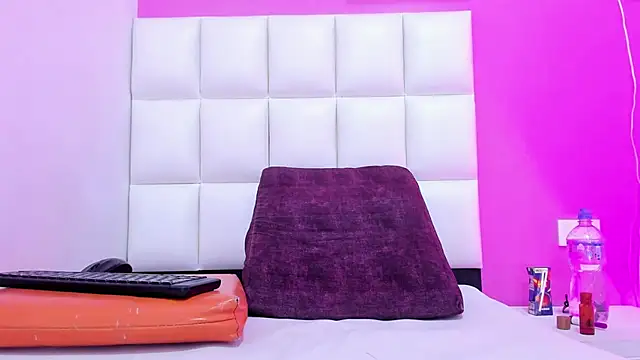 Nicky hot69  online show from March 7, 11:28 am