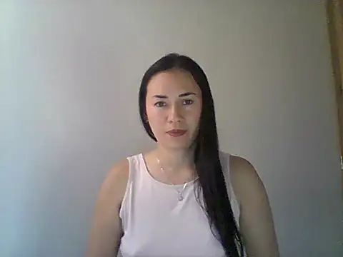 Erin oficial online show from April 10, 2:56 pm