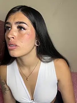 Charlothe1 online show from April 15, 10:43 pm