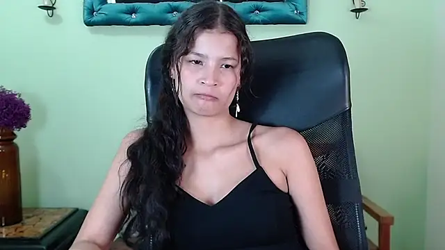 ChalonVera online show from April 25, 7:22 pm