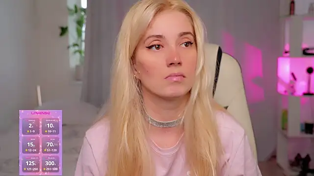 Myfeet inyourmouth online show from April 4, 1:10 pm