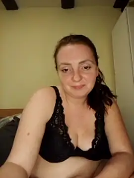 Bella-Monroe online show from March 18, 7:08 pm