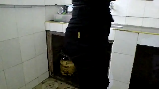 presh05 online show from April 17, 6:21 pm