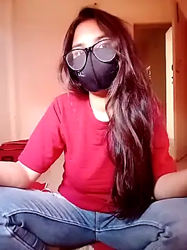 Divya3107 online show from May 2, 3:43 am