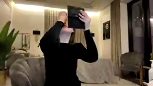 Cherry Sin online show from March 10, 4:44 pm