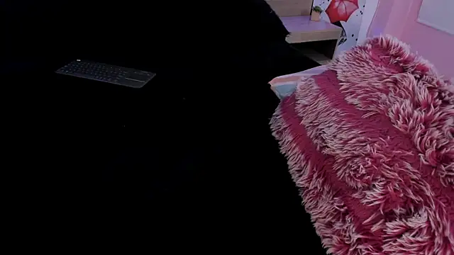 KittyVelve online show from April 22, 3:09 pm