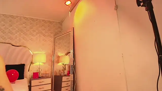 KatyaJackson online show from April 17, 2:19 pm