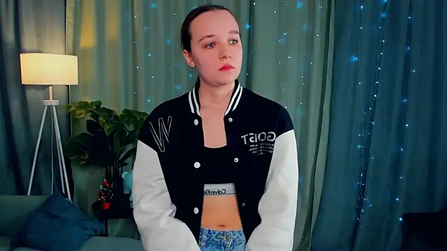 MikiBallance online show from March 13, 5:58 pm