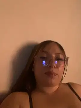 Milaac  online show from April 1, 10:18 pm