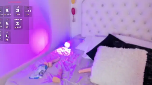 SaraHarrlow online show from March 11, 8:22 pm