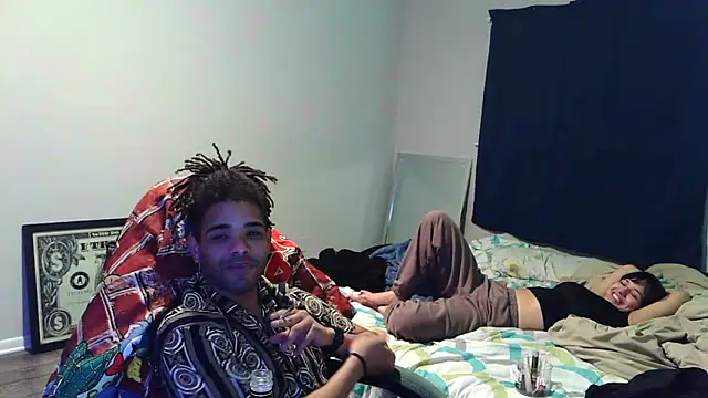 Blackigirl online show from March 30, 7:41 am