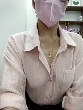 Mai phuong online show from April 25, 7:00 am