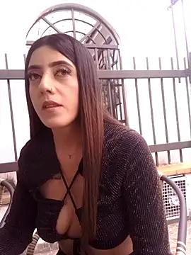 Electra Pinkk online show from April 13, 1:56 pm