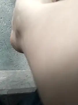 Amanda  ena- online show from April 2, 10:13 am