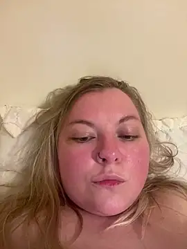 Jewelsbby93 online show from March 14, 8:48 am