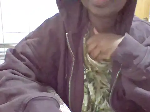 melaninebony2 online show from April 8, 2:03 am