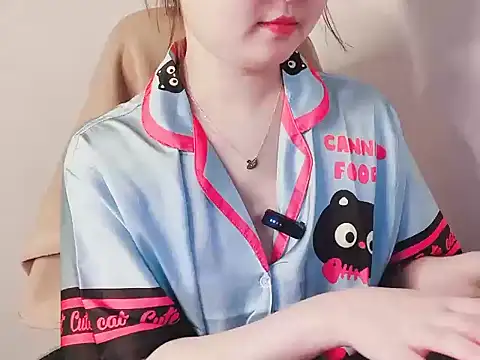 hunhun122 online show from March 20, 6:24 pm