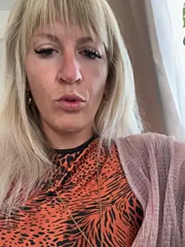 AtomBlondy online show from April 22, 12:13 pm