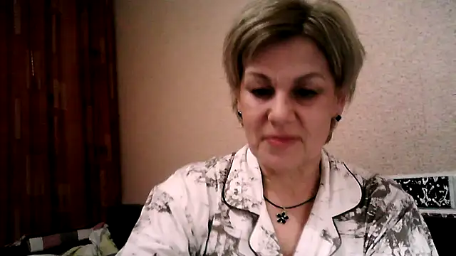 TatkaYang online show from April 15, 7:58 pm