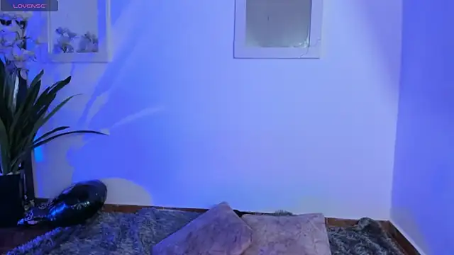 Dimitra hells online show from April 16, 9:50 pm