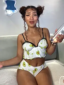 NaughtyLatinaxxx online show from March 21, 9:20 pm