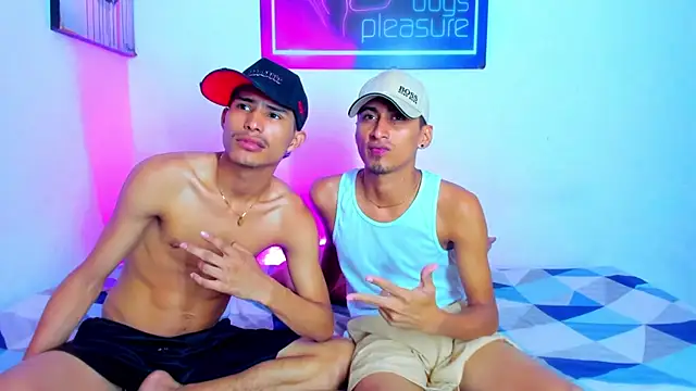 Boys xxx  online show from May 20, 4:42 am