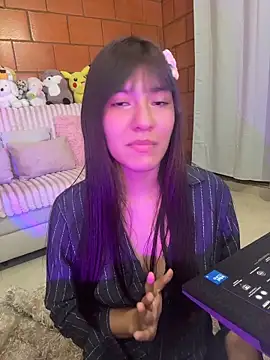 xayah cute online show from May 16, 4:26 am