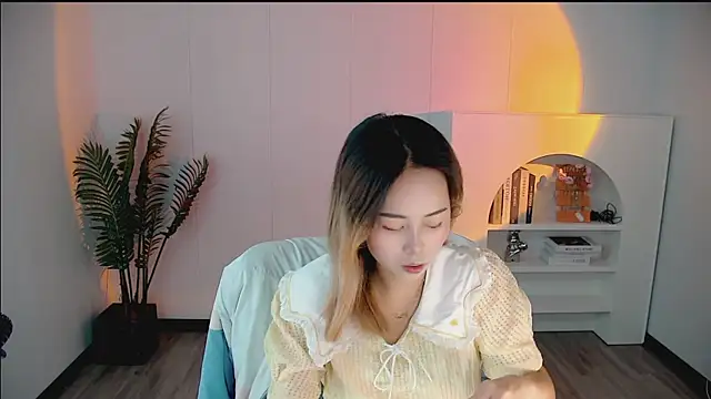 zhoulan-bb online show from March 24, 2:39 am