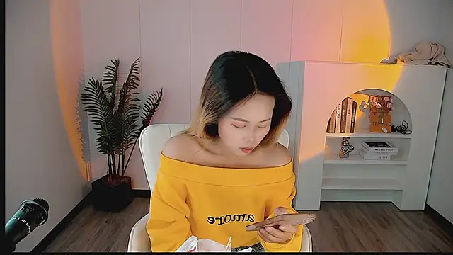 zhoulan-bb online show from April 25, 5:10 am