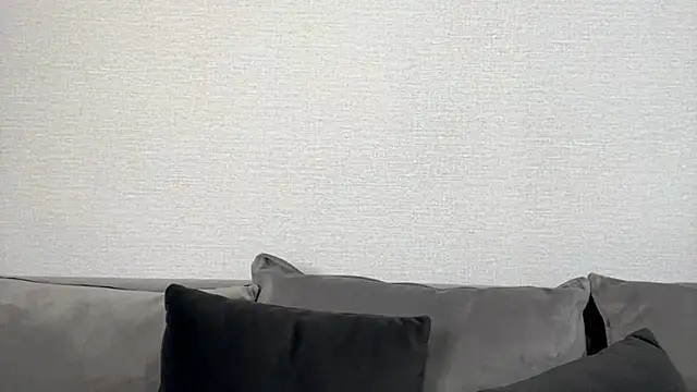 Liabae online show from April 28, 4:00 pm