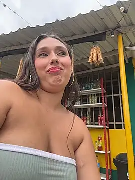 Naughty-Samanta- online show from July 4, 8:49 pm