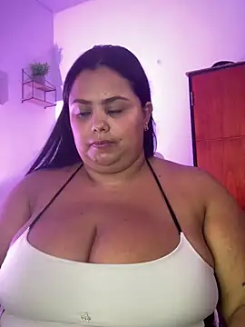 jasminboobs 1 online show from May 6, 4:33 pm