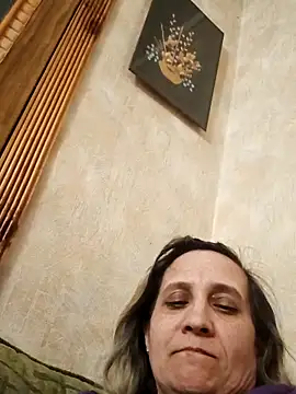 KatieLove133 online show from April 29, 5:30 pm