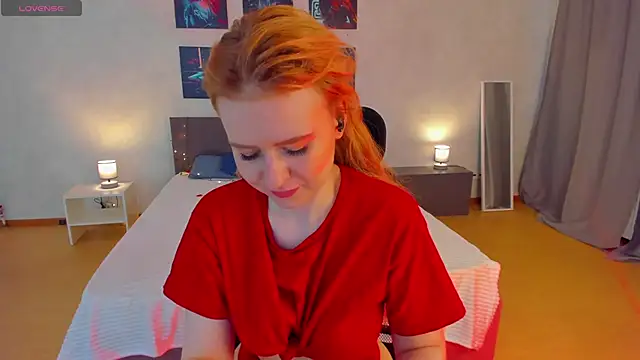 Shiny Liss online show from April 28, 2:27 am