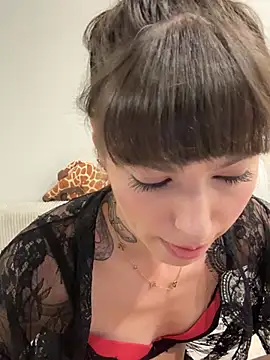 xsugarbabe online show from April 13, 6:09 pm