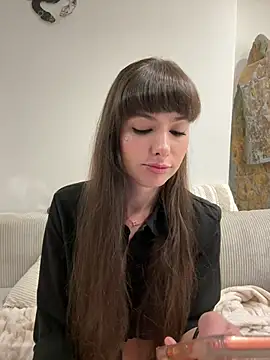 xsugarbabe online show from April 12, 6:00 pm