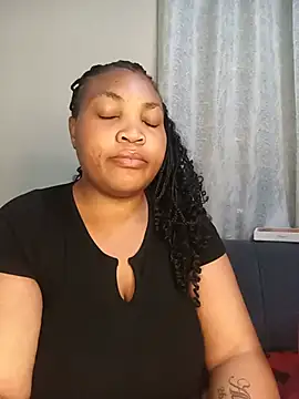 BeverlyQueen15 online show from August 7, 10:28 pm