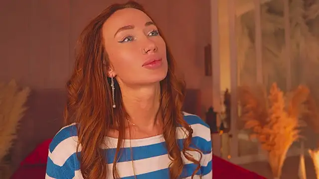 SerenaWest  online show from April 4, 5:12 pm