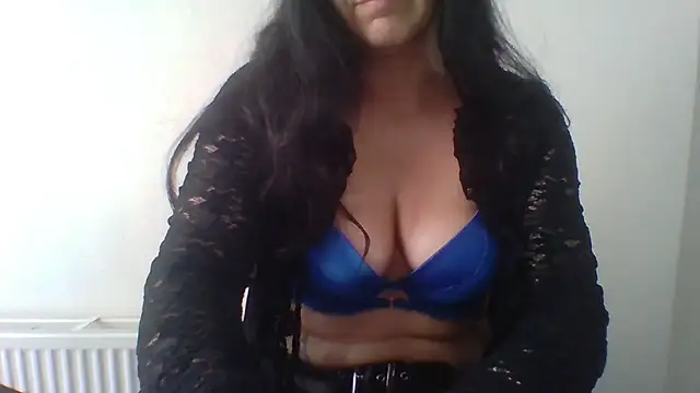 missbrowneyes 82 online show from July 1, 3:33 pm