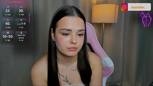 EvaRaider online show from April 29, 5:51 pm