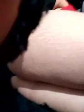 LunaCaat online show from April 15, 8:20 pm