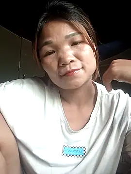 maymay121 online show from April 17, 2:46 am