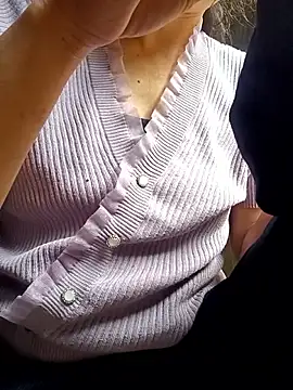 NIANIAKUTE online show from April 21, 2:51 am