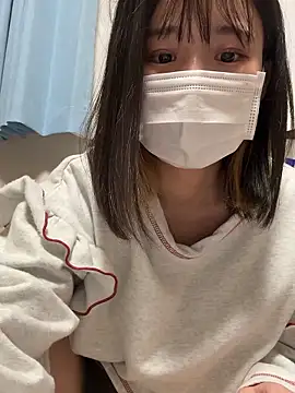 Mika-chan online show from April 30, 4:34 pm