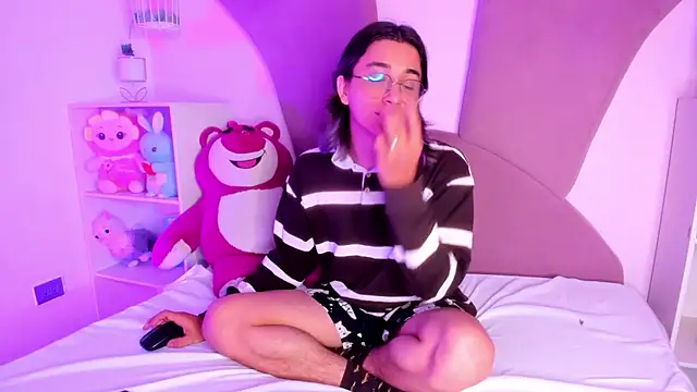 Keita Moon online show from March 24, 3:17 pm