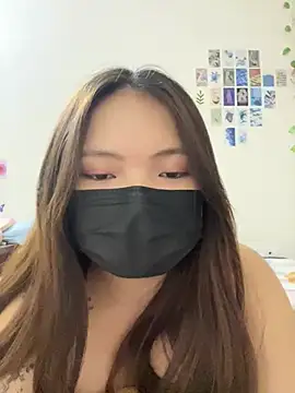 SugarBlush450 online show from March 16, 7:07 pm