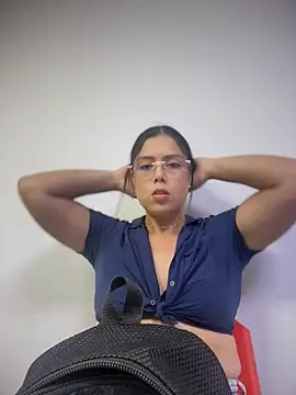 LauTul online show from April 16, 12:33 am