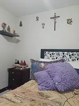 Sarah-917 online show from June 20, 7:17 pm